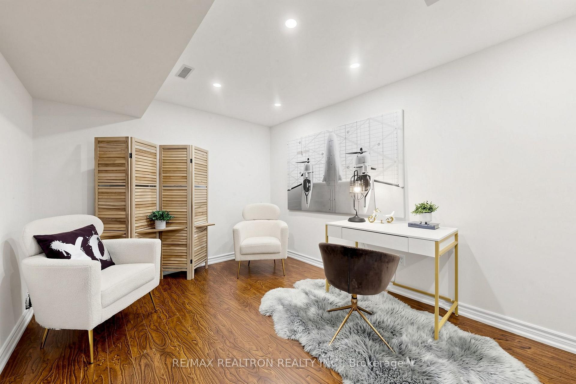 Photo 37 of 184 Ivy Glen Drive, Vaughan, Patterson — HOMEH
