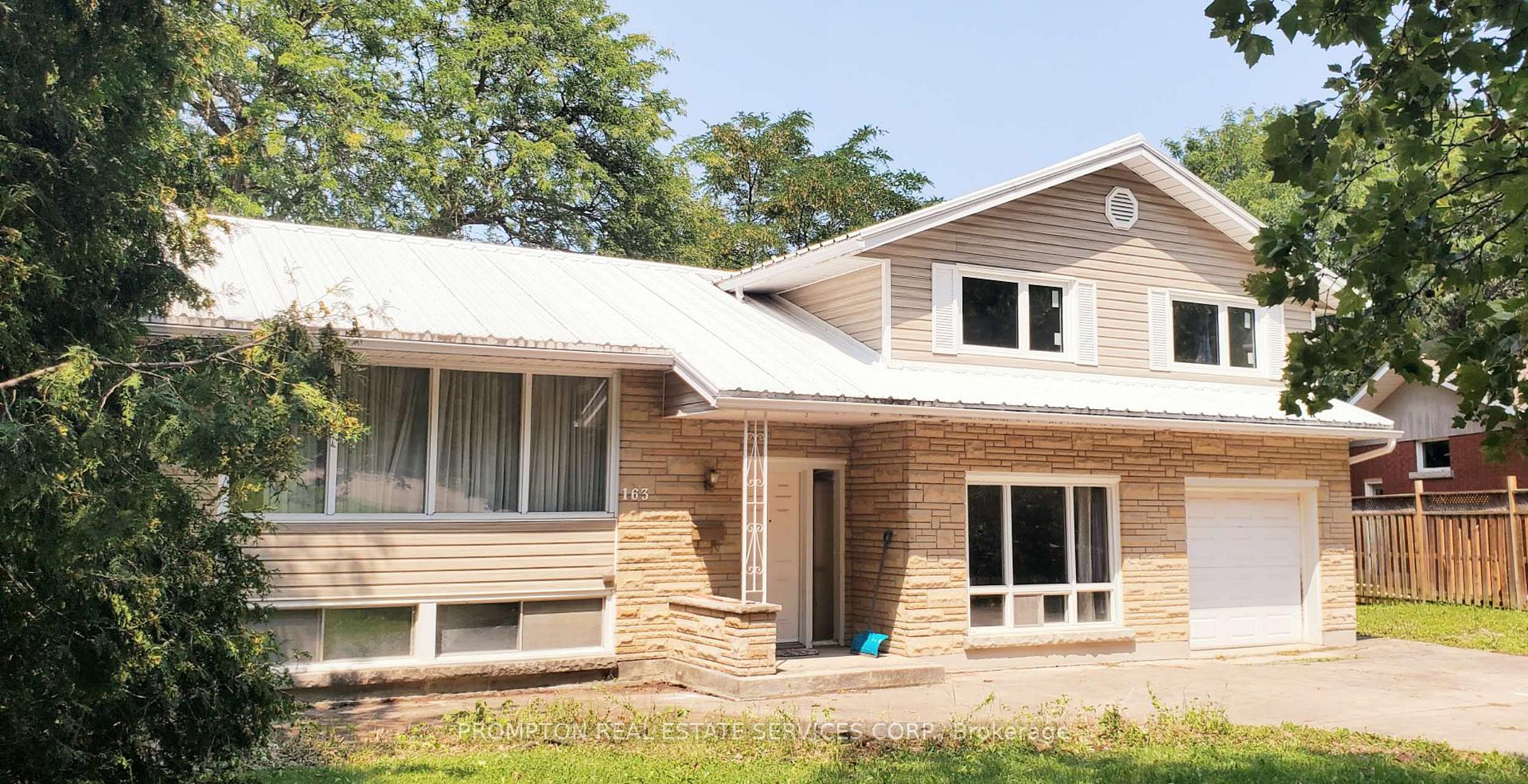 Photo 2 of 163 Woodside Drive, St. Catharines, Glendale/Glenridge — HOMEH