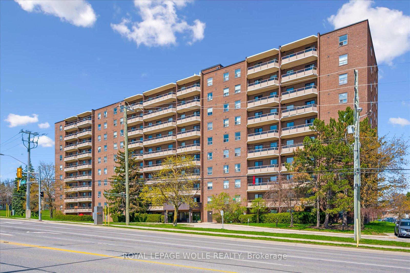 Photo of Unit 302, 1100 Courtland Avenue E