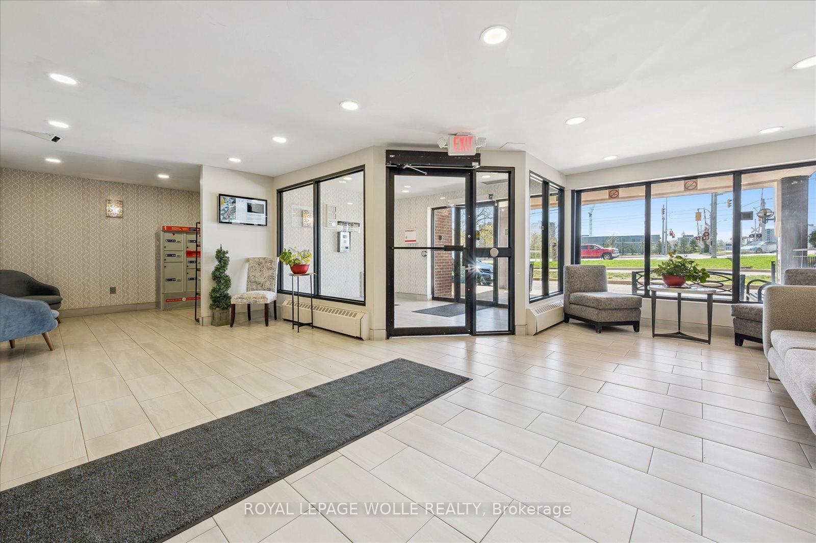Photo 5 of Unit 302, 1100 Courtland Avenue E, Kitchener, Vanier - Kitchener — HOMEH