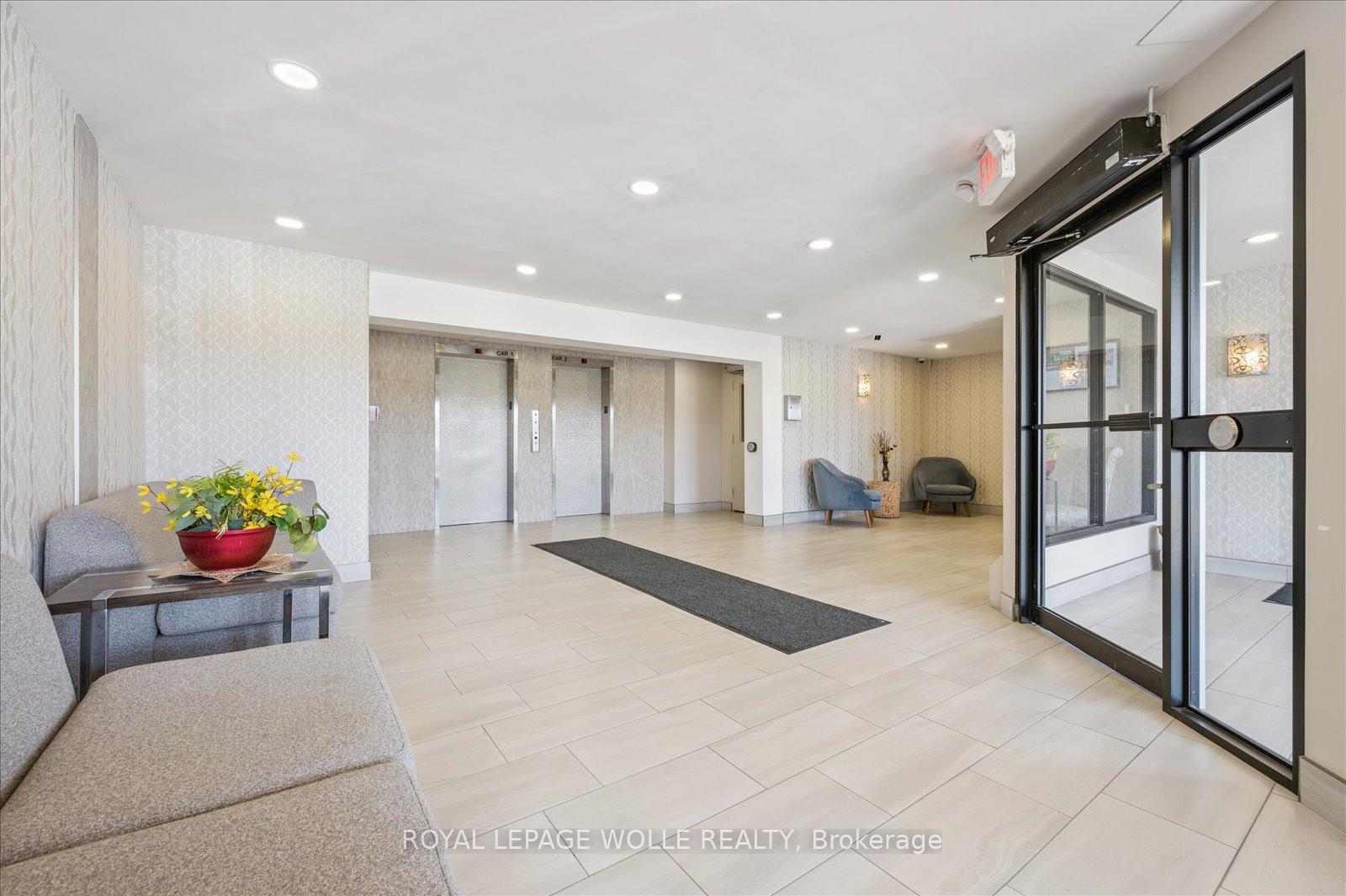 Photo 6 of Unit 302, 1100 Courtland Avenue E, Kitchener, Vanier - Kitchener — HOMEH
