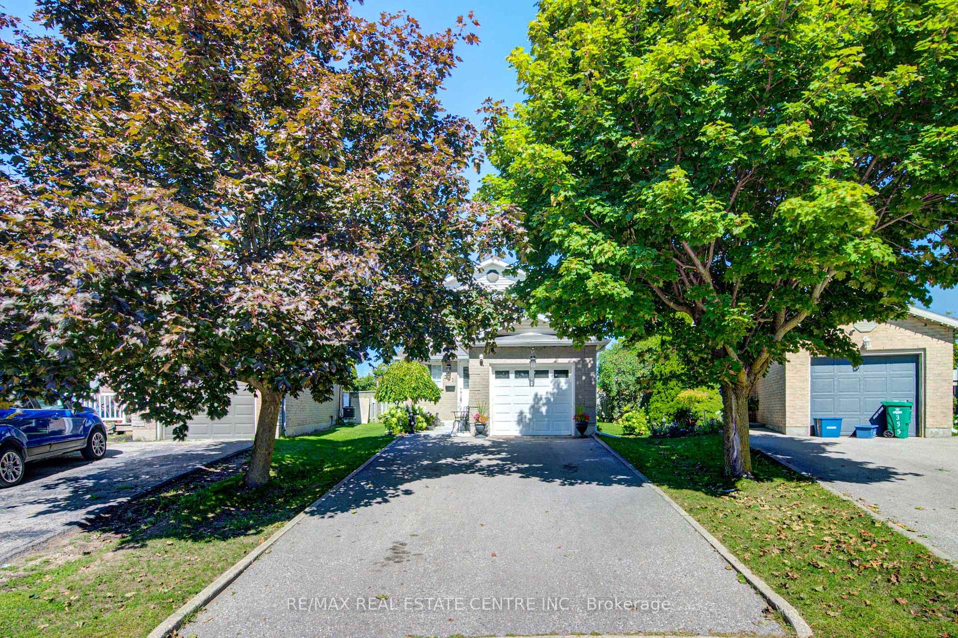 Photo 3 of 351 Northview Heights Place, Cambridge, Greenway-Chaplin — HOMEH