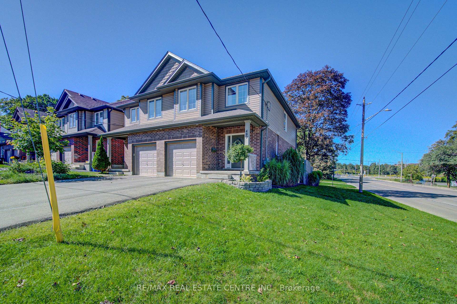 Photo 3 of 489 Leander Place, Kitchener, Bridgeport — HOMEH