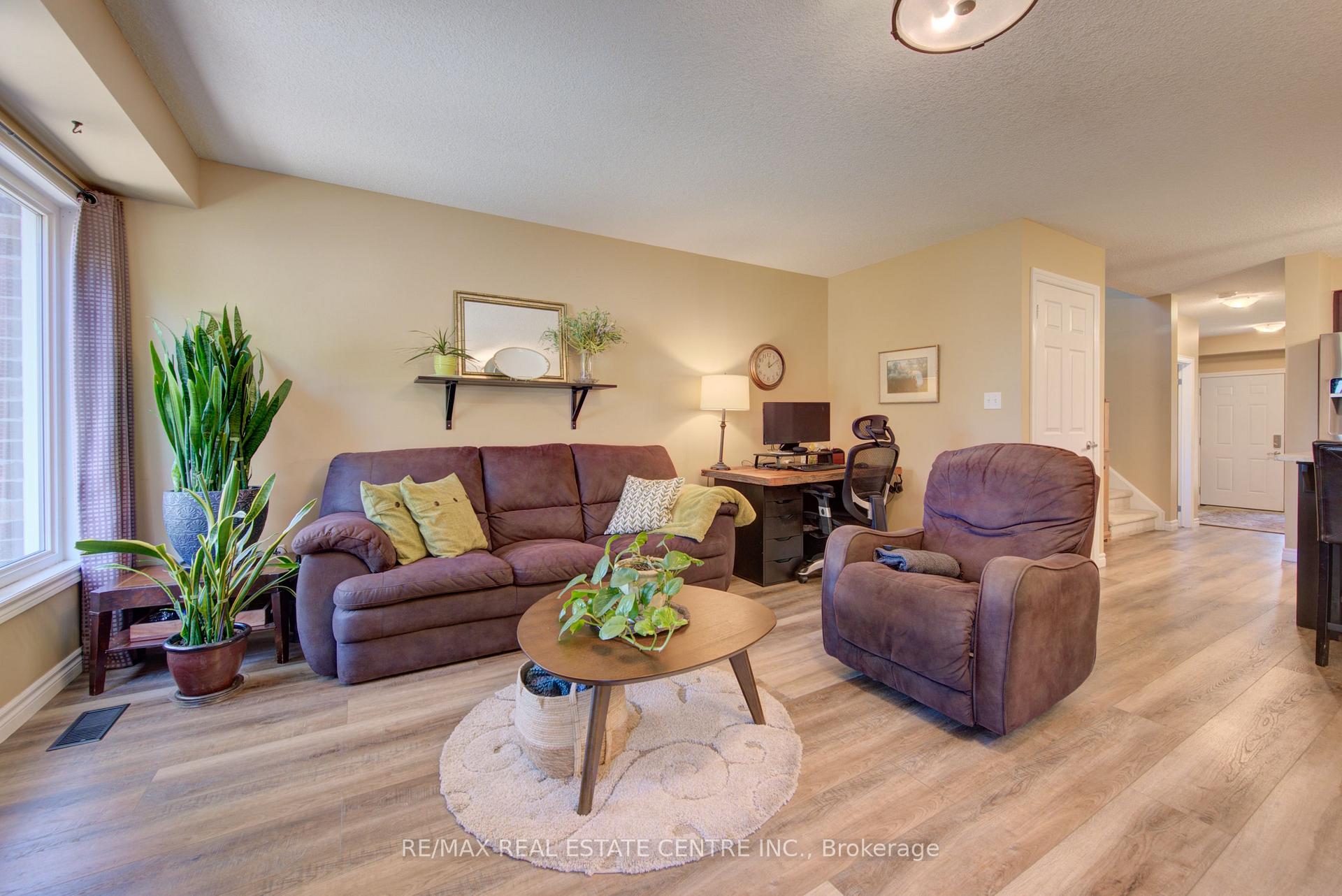 Photo 16 of 489 Leander Place, Kitchener, Bridgeport — HOMEH
