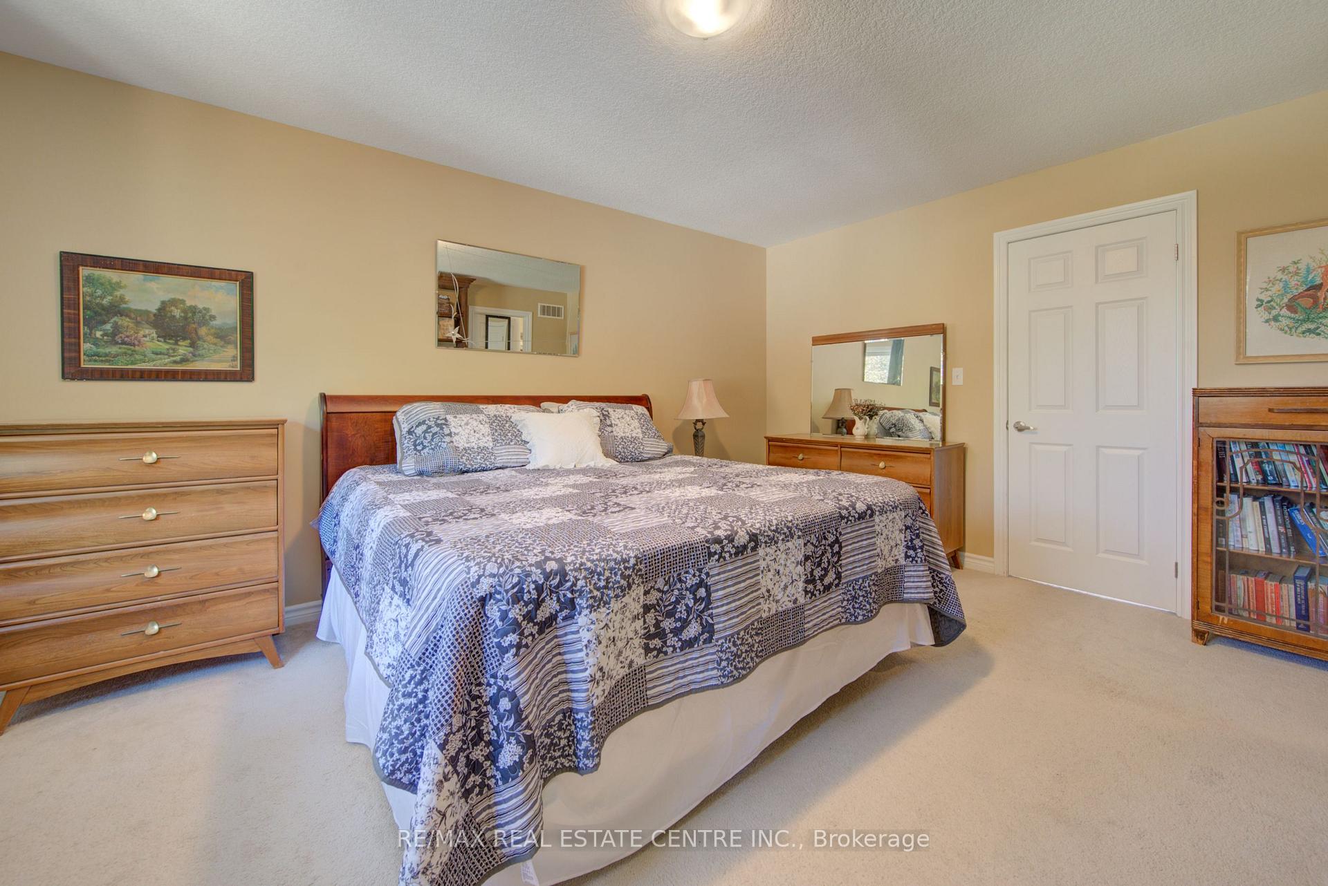 Photo 25 of 489 Leander Place, Kitchener, Bridgeport — HOMEH
