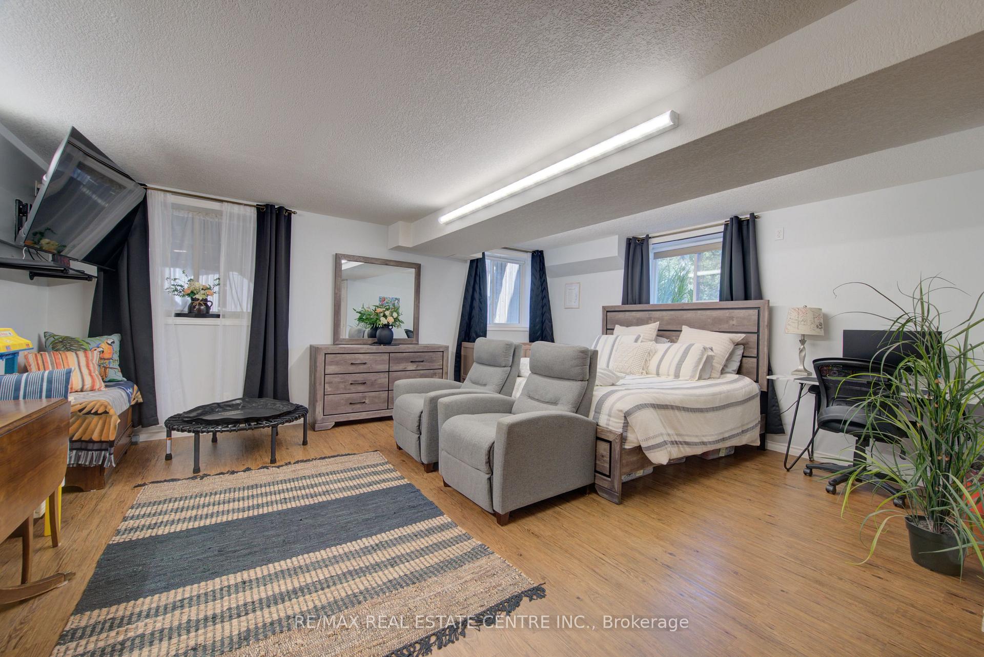 Photo 33 of 489 Leander Place, Kitchener, Bridgeport — HOMEH