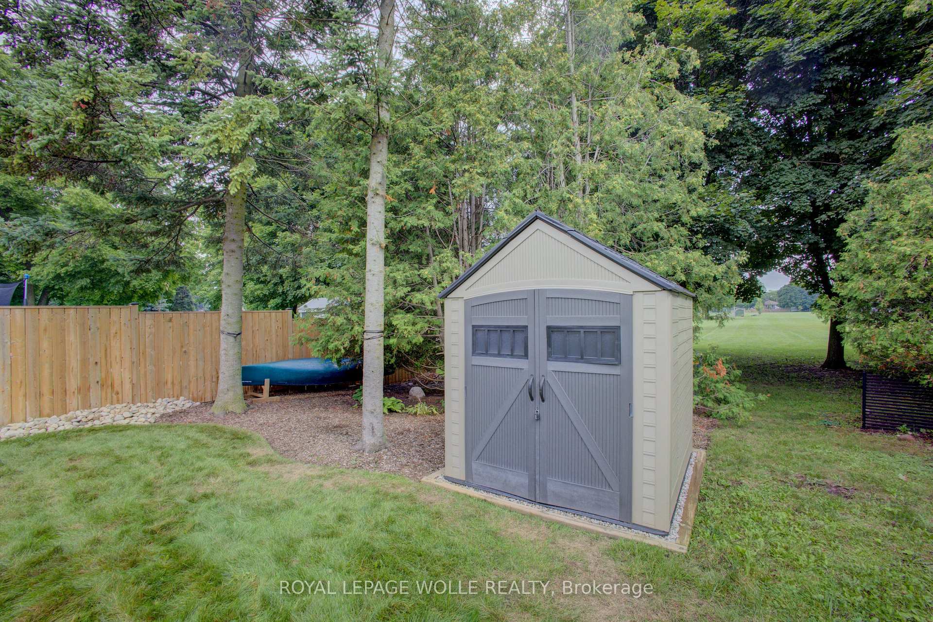 Photo 26 of 426A Dunvegan Drive, Waterloo, Lincoln Village — HOMEH