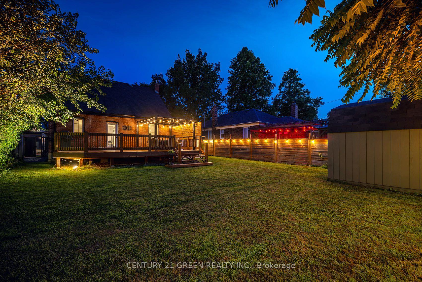 Photo 33 of 32 Castlebar Road, Etobicoke, Stonegate-Queensway — HOMEH