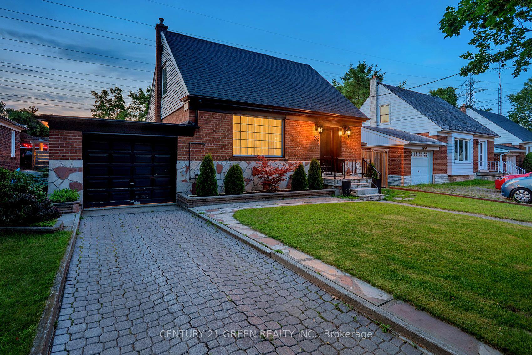 Photo 38 of 32 Castlebar Road, Etobicoke, Stonegate-Queensway — HOMEH
