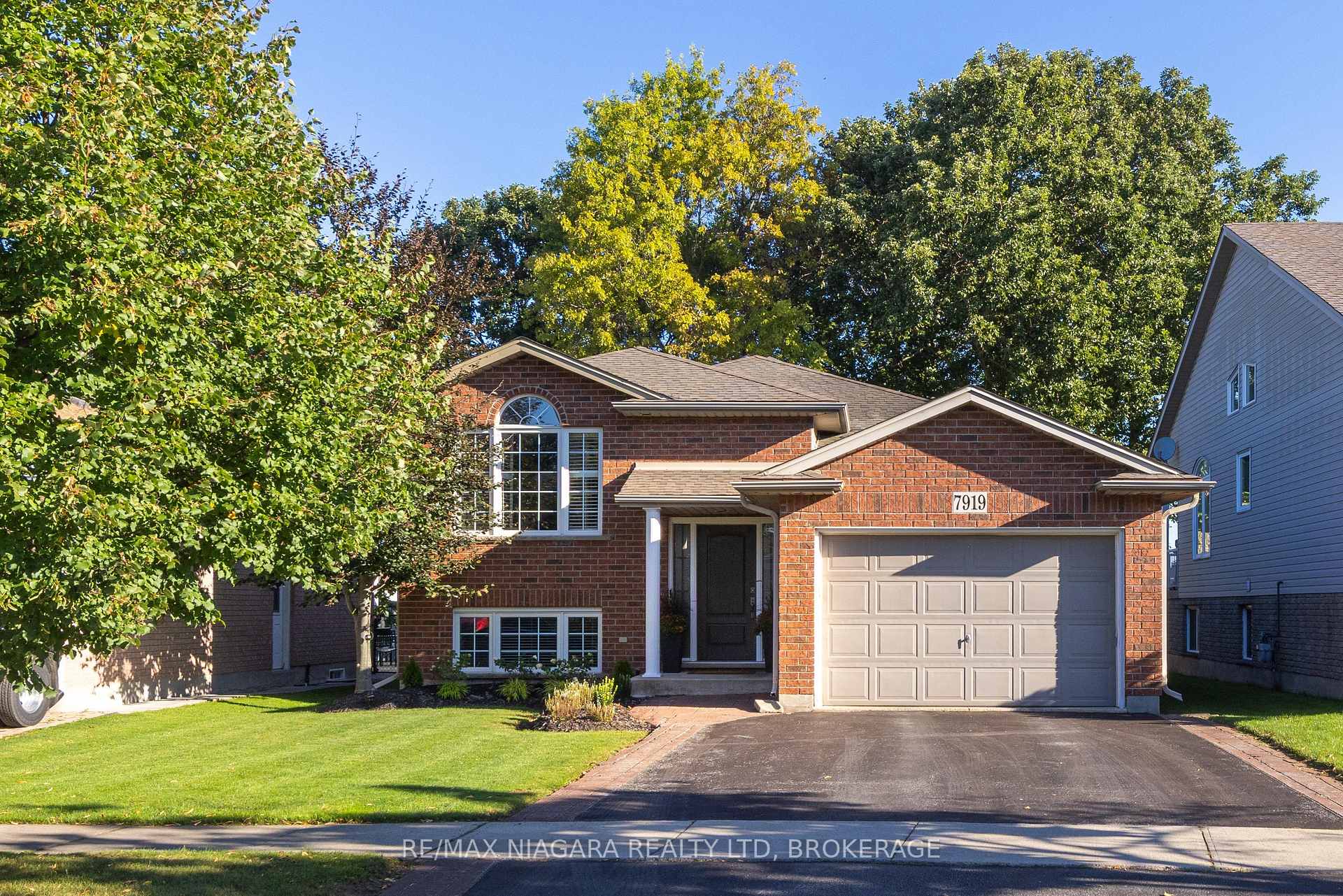 Photo of 7919 Fleming Drive