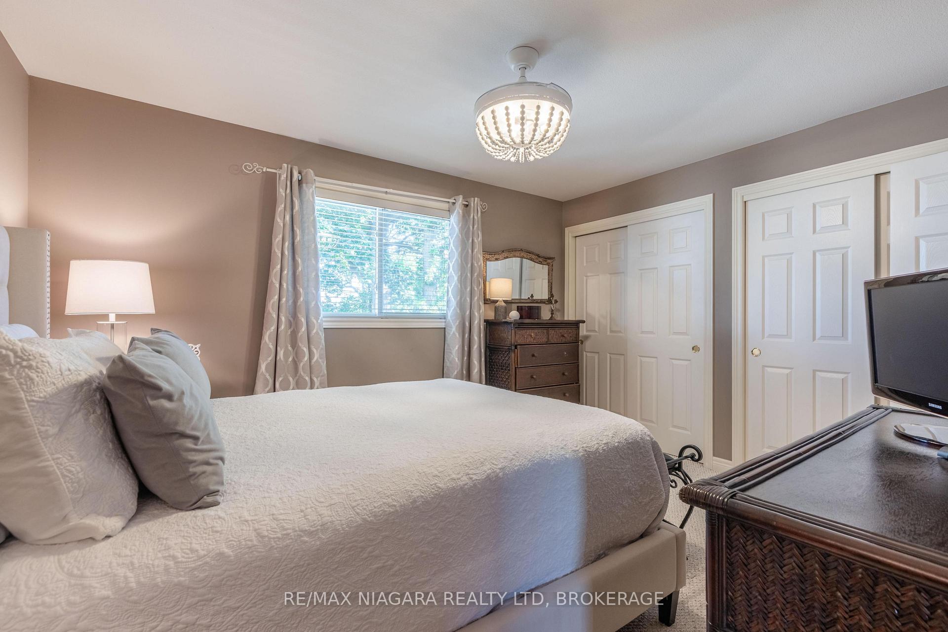 Photo 11 of 7919 Fleming Drive, Niagara Falls, Ascot — HOMEH