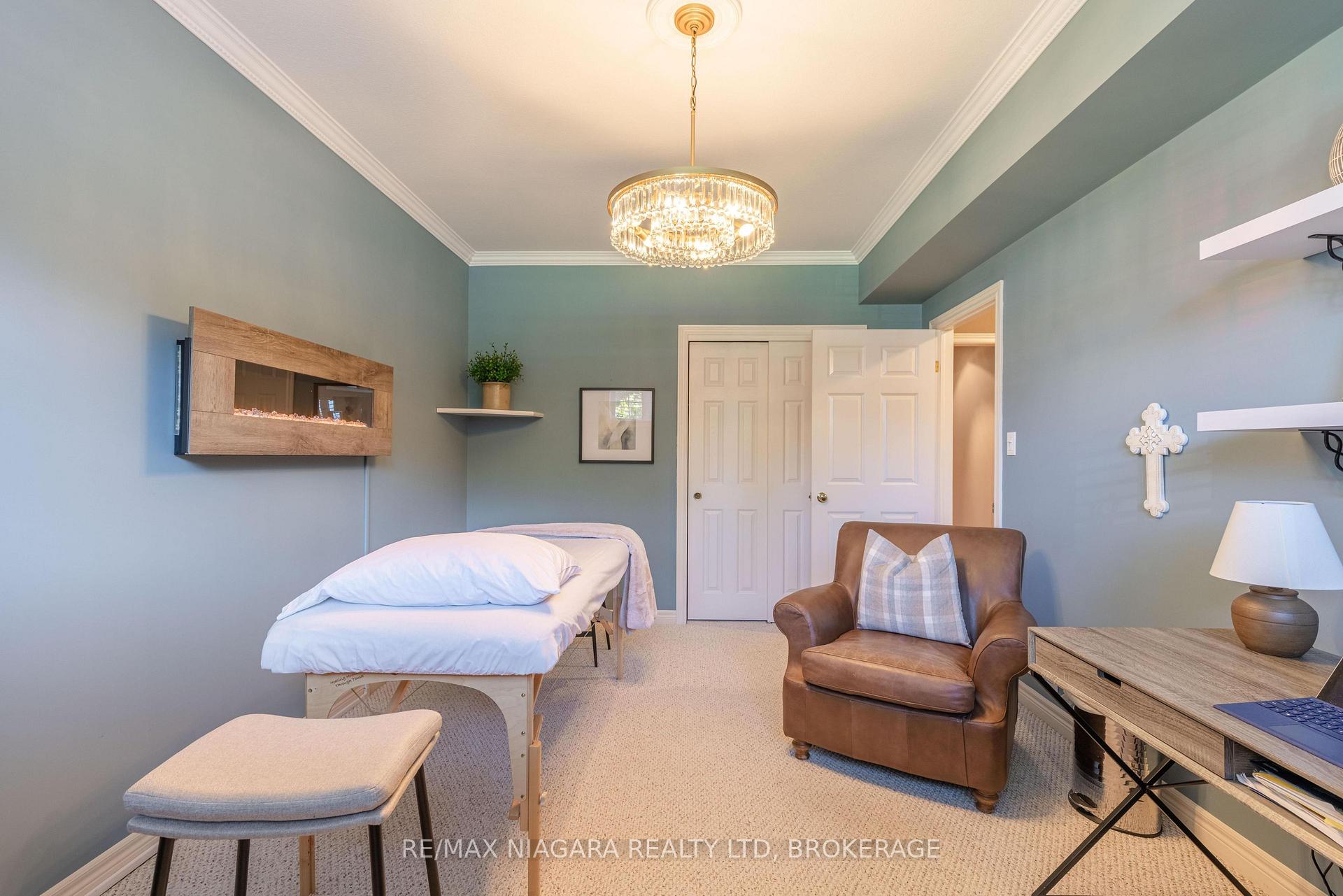 Photo 17 of 7919 Fleming Drive, Niagara Falls, Ascot — HOMEH