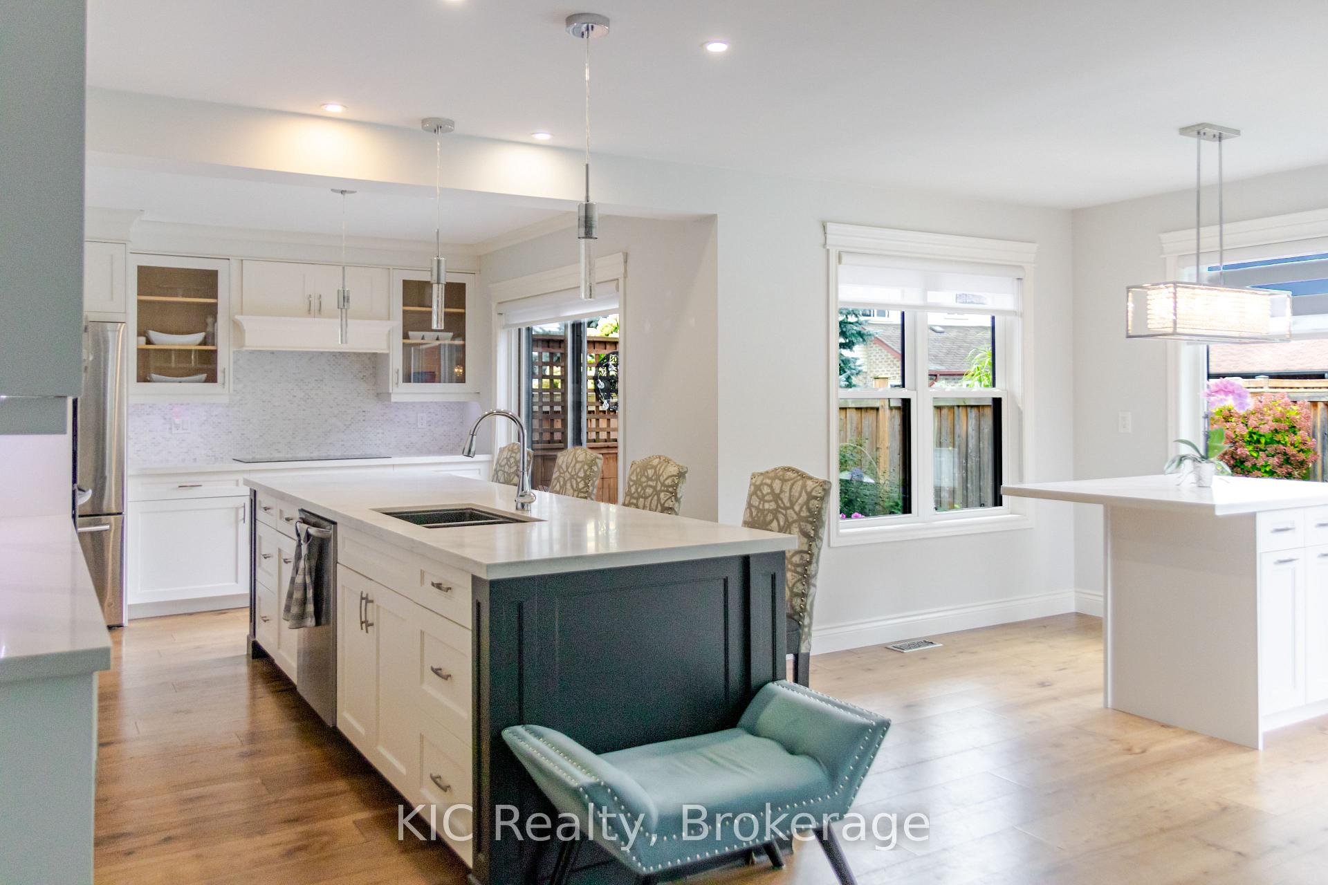 Photo 7 of 2138 Lorraine Drive, Peterborough, Northcrest Ward 5 — HOMEH