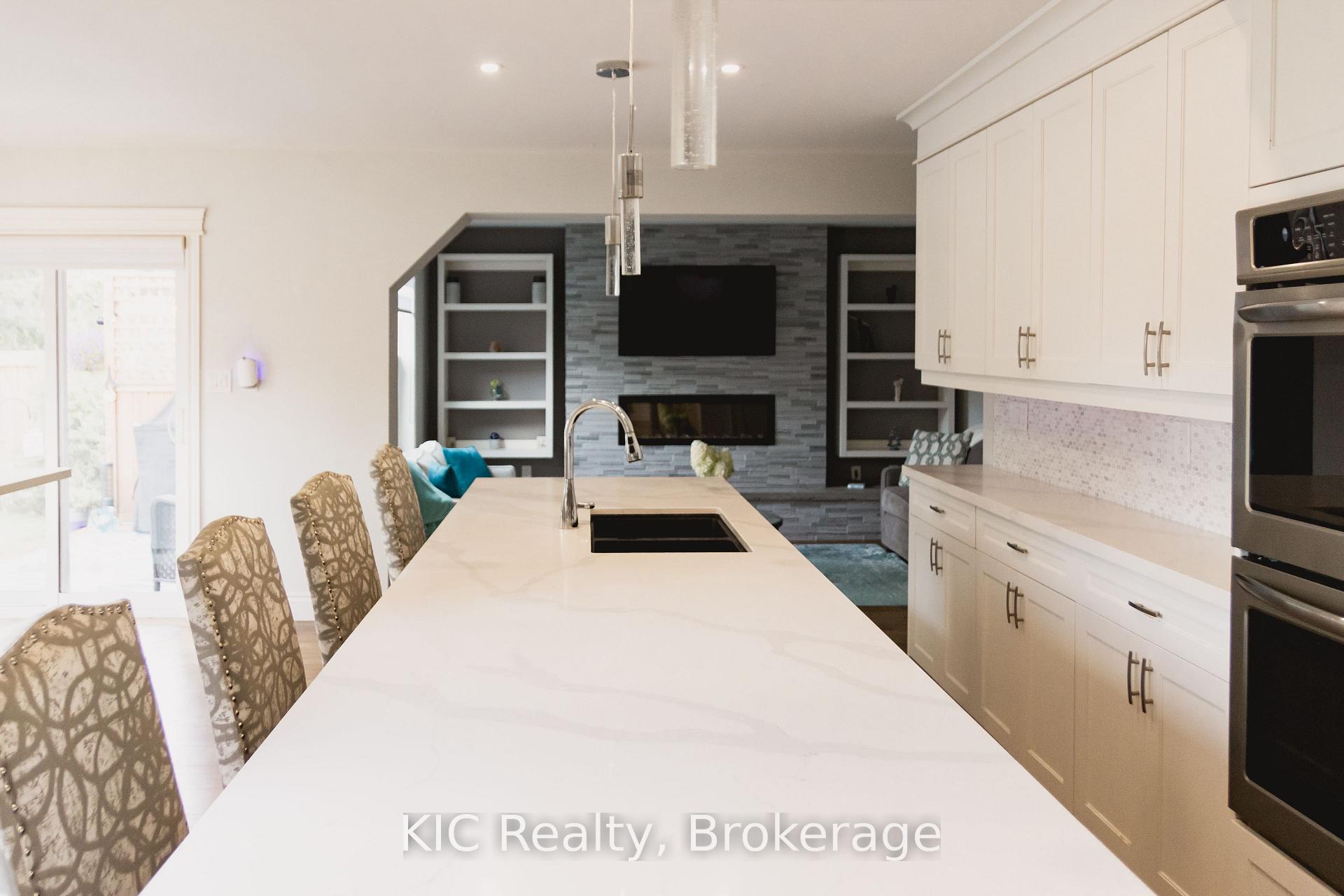 Photo 11 of 2138 Lorraine Drive, Peterborough, Northcrest Ward 5 — HOMEH