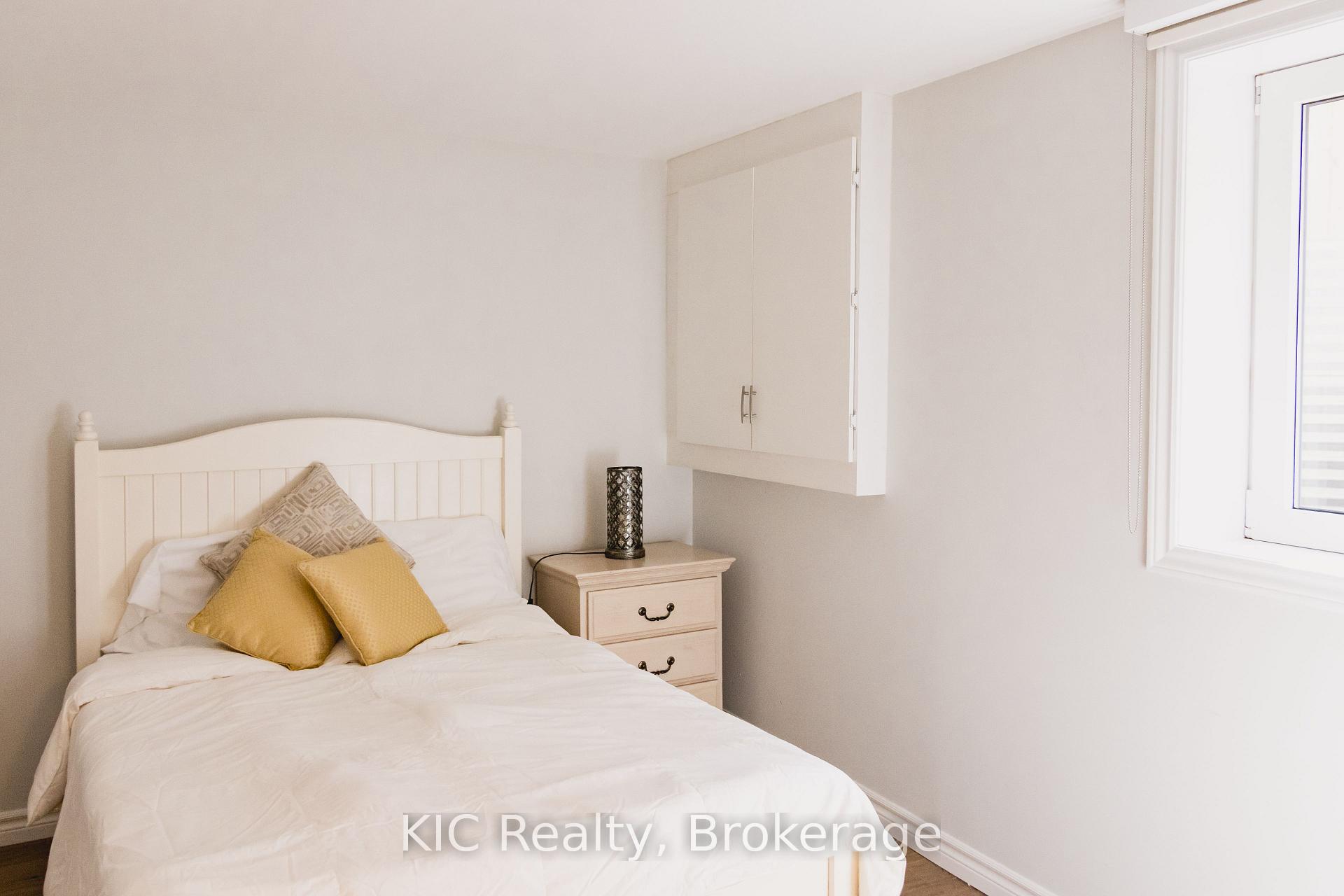 Photo 33 of 2138 Lorraine Drive, Peterborough, Northcrest Ward 5 — HOMEH
