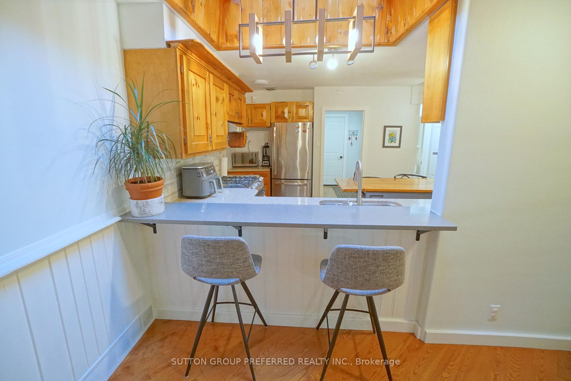 Photo 18 of 7 Metamora Crescent, London, North J — HOMEH