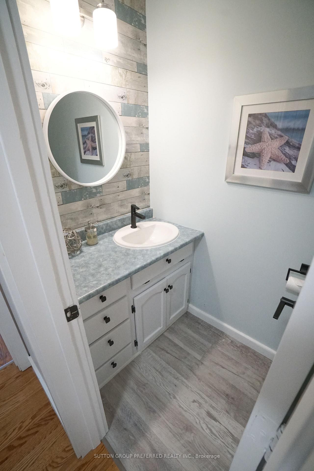 Photo 33 of 7 Metamora Crescent, London, North J — HOMEH