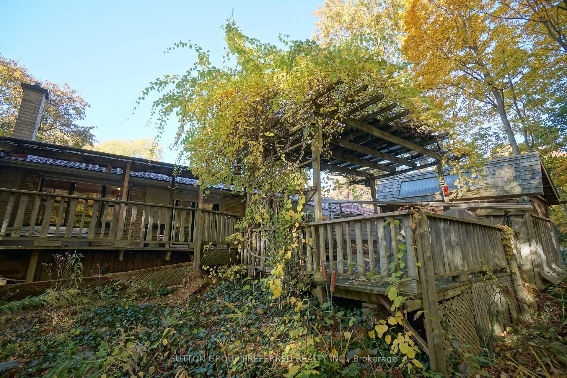 Photo 64 of 7 Metamora Crescent, London, North J — HOMEH