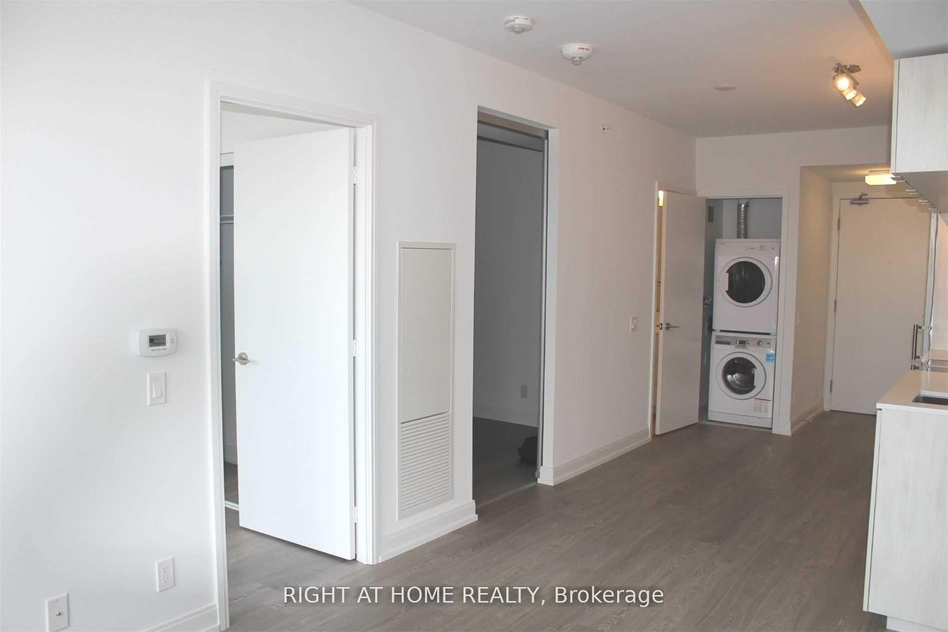 Photo 3 of Unit 1612, 181 Dundas Street E, Toronto, Moss Park — HOMEH