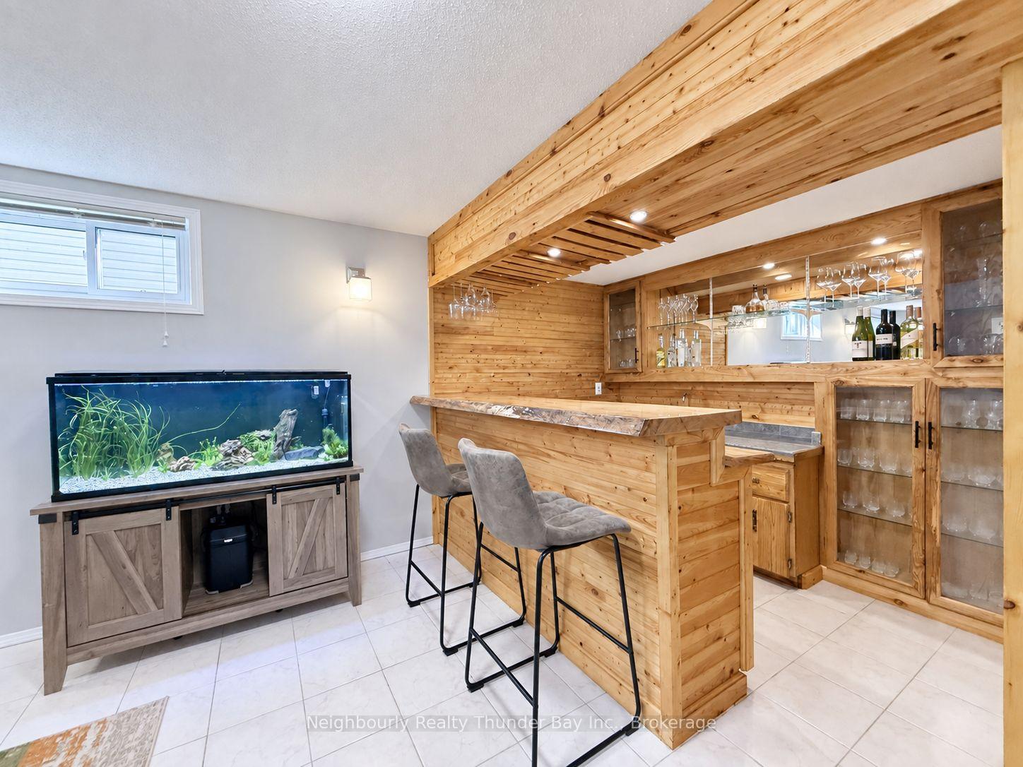 Photo 26 of 207 London Drive, Thunder Bay, Dawson Heights — HOMEH