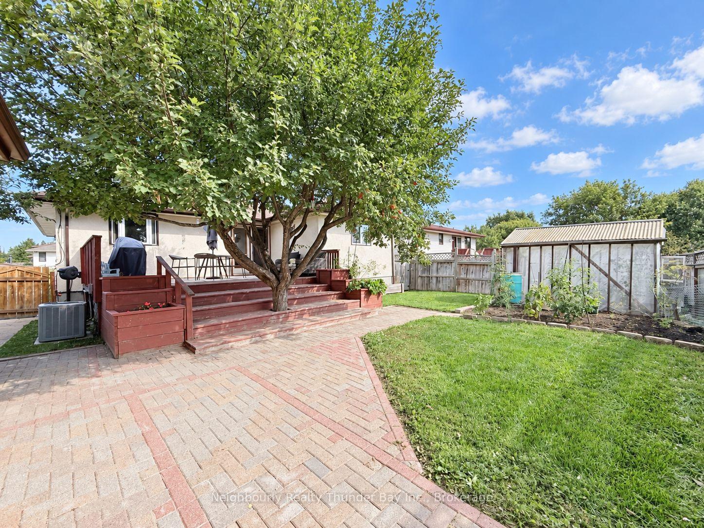 Photo 36 of 207 London Drive, Thunder Bay, Dawson Heights — HOMEH