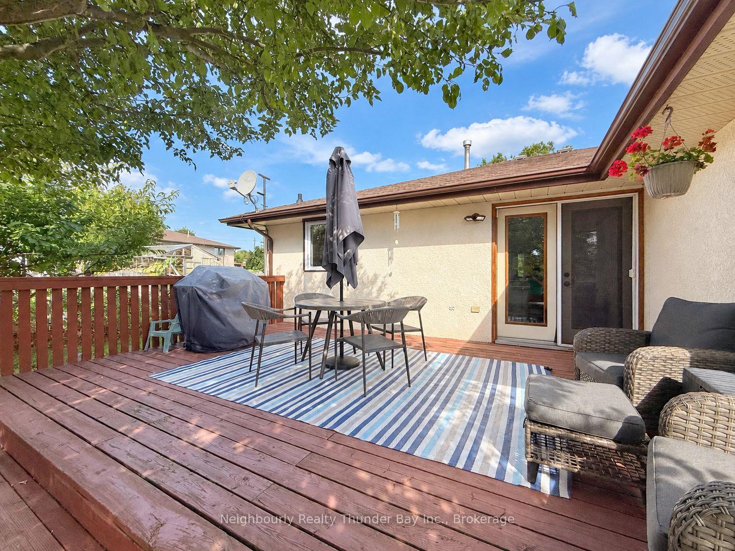 Photo 37 of 207 London Drive, Thunder Bay, Dawson Heights — HOMEH