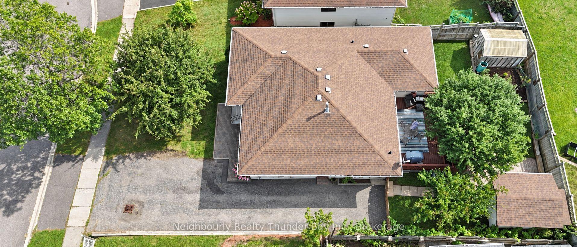 Photo 43 of 207 London Drive, Thunder Bay, Dawson Heights — HOMEH