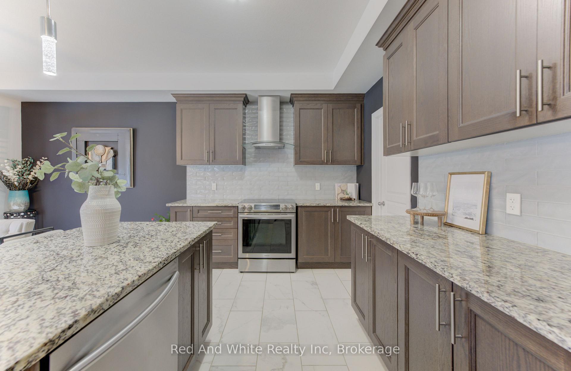 Photo 15 of 428 Freure Drive, Cambridge, Blair Road — HOMEH
