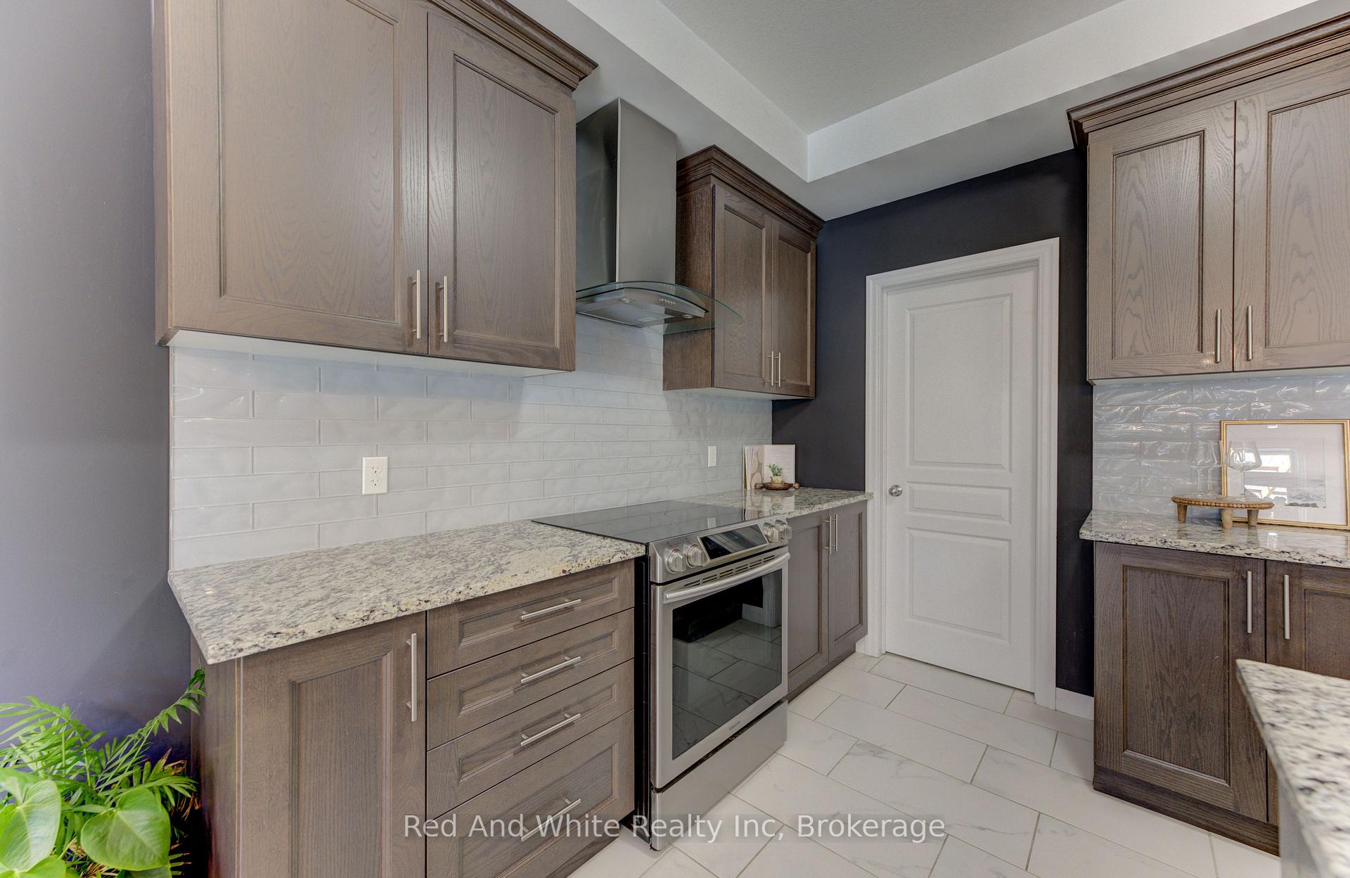 Photo 19 of 428 Freure Drive, Cambridge, Blair Road — HOMEH