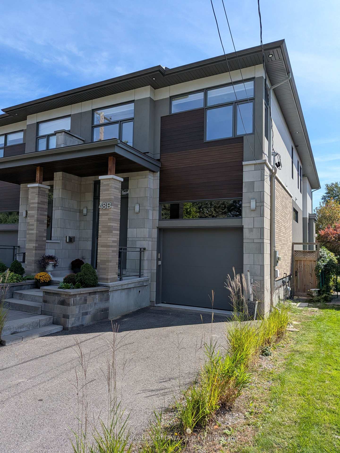 Photo 2 of 48B Byron Avenue, Ottawa, Ottawa West — HOMEH