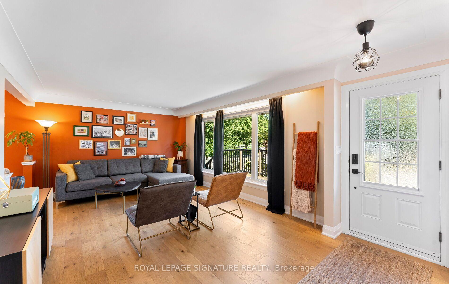 Photo 6 of 4 Algoma Crescent, Hamilton, Buchanan — HOMEH