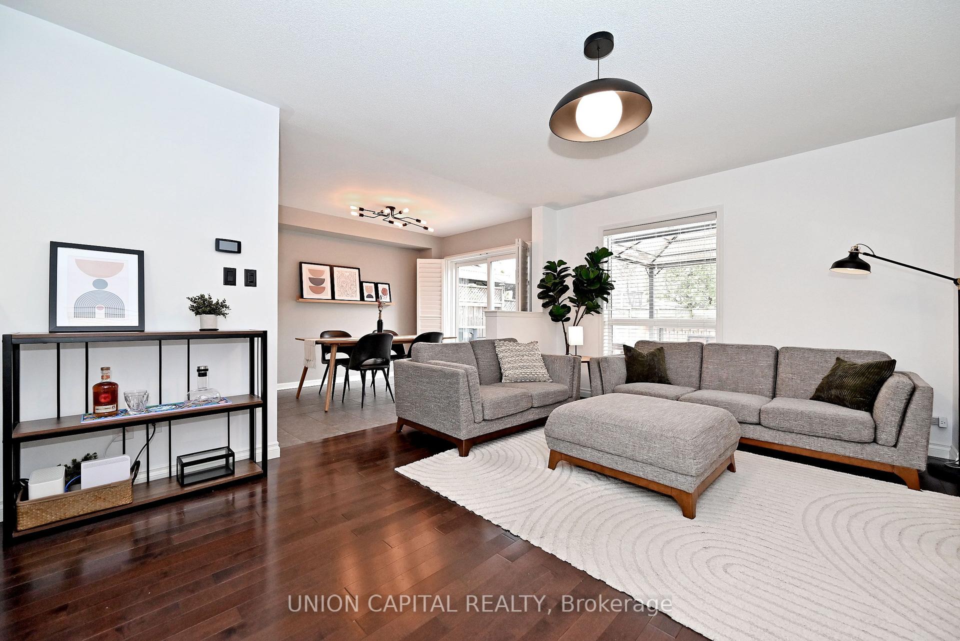 Photo 12 of 32 Regatta Crescent, Whitby, Port Whitby — HOMEH