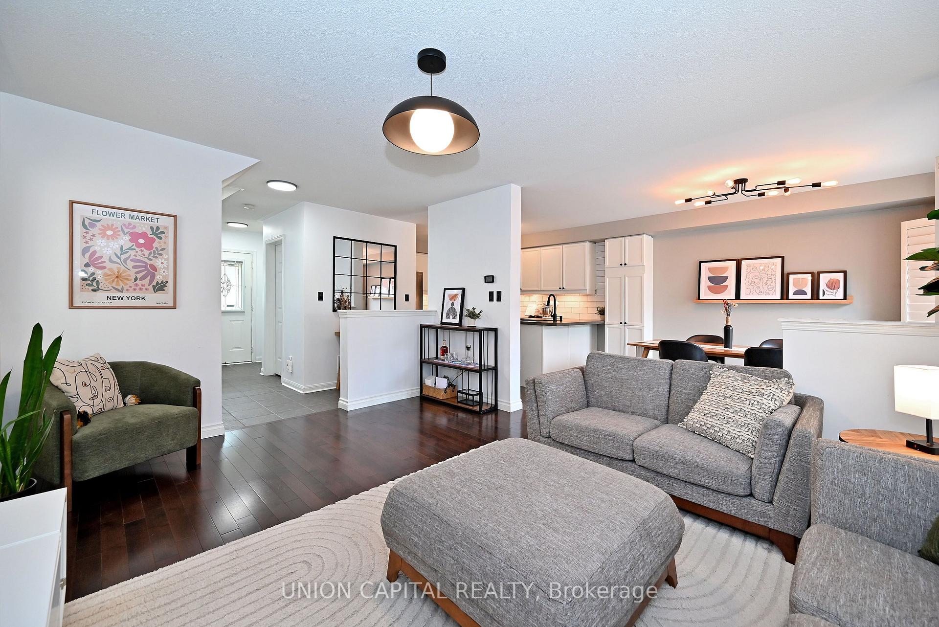 Photo 13 of 32 Regatta Crescent, Whitby, Port Whitby — HOMEH