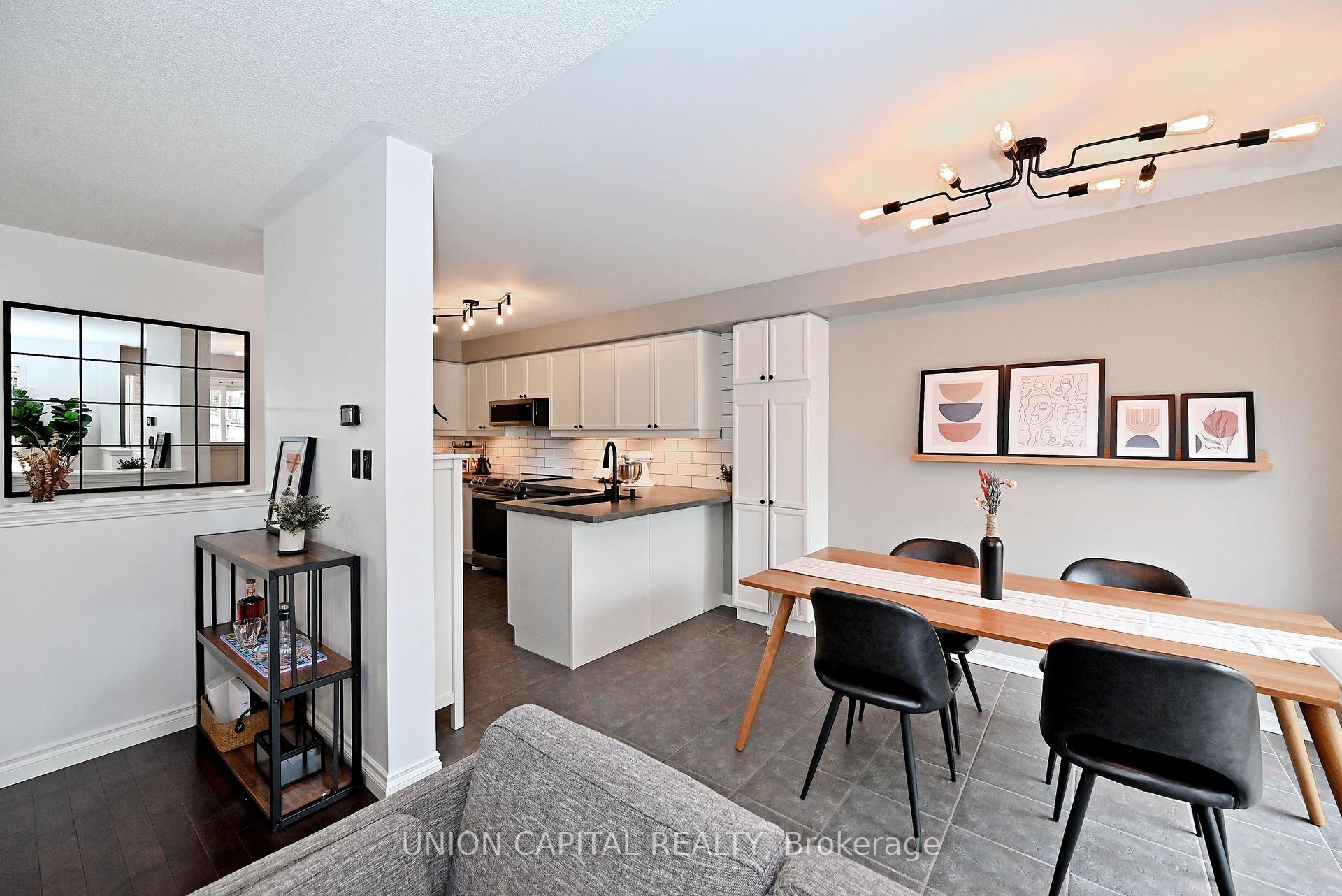 Photo 15 of 32 Regatta Crescent, Whitby, Port Whitby — HOMEH