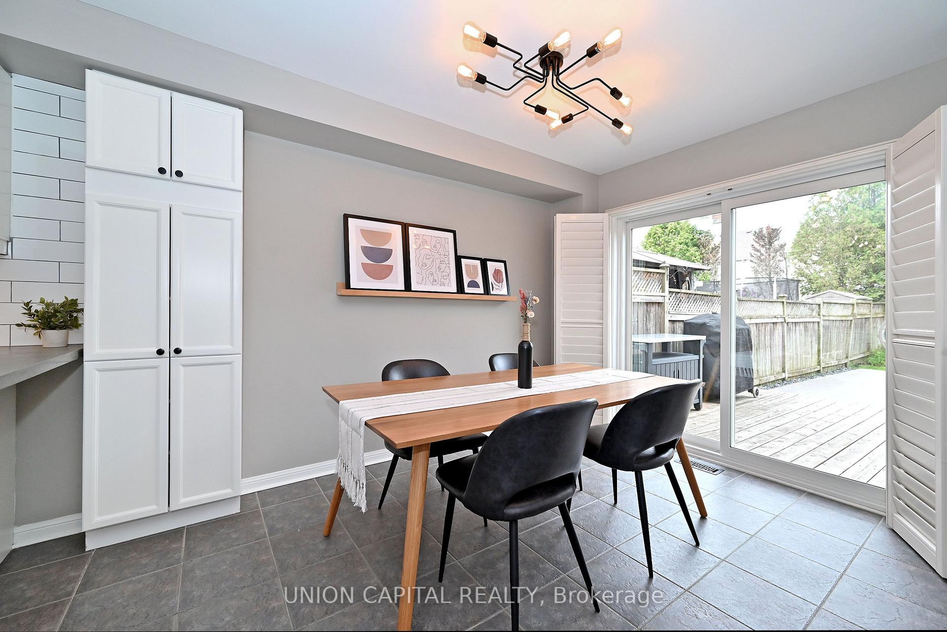 Photo 23 of 32 Regatta Crescent, Whitby, Port Whitby — HOMEH