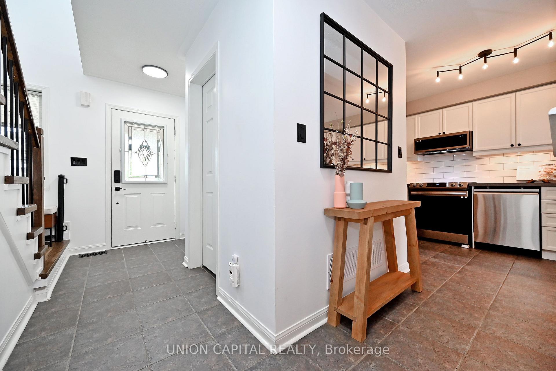 Photo 26 of 32 Regatta Crescent, Whitby, Port Whitby — HOMEH