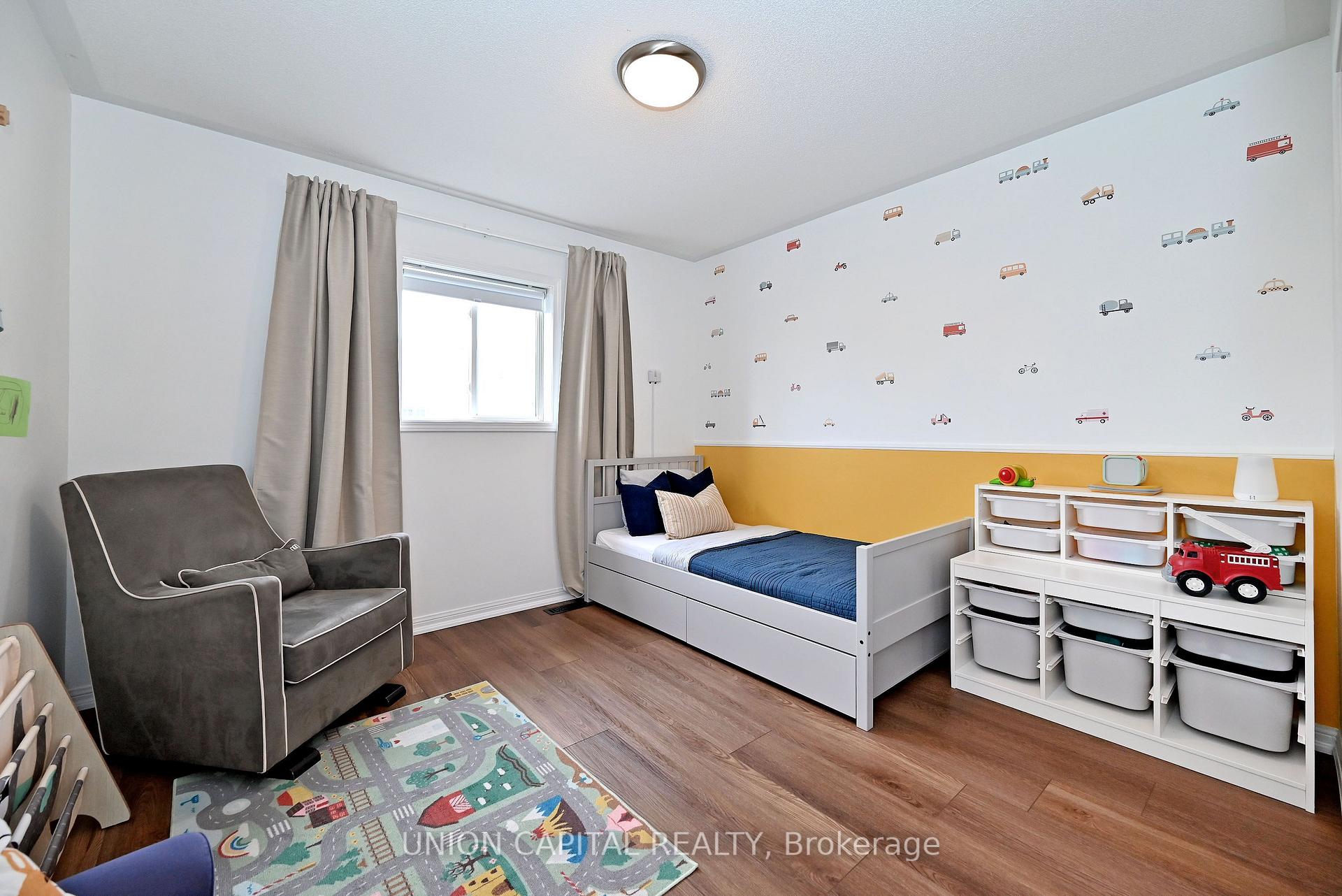 Photo 34 of 32 Regatta Crescent, Whitby, Port Whitby — HOMEH