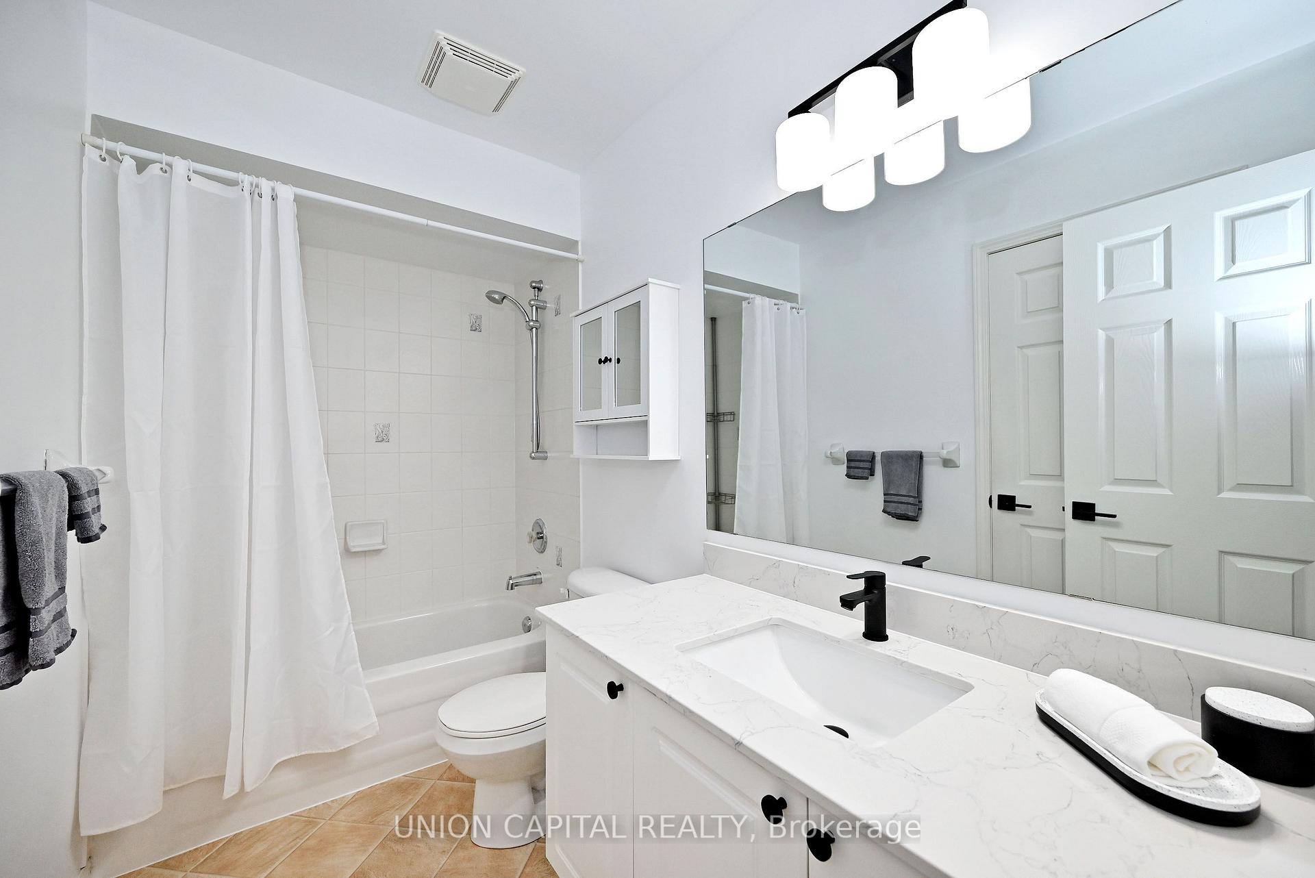Photo 37 of 32 Regatta Crescent, Whitby, Port Whitby — HOMEH