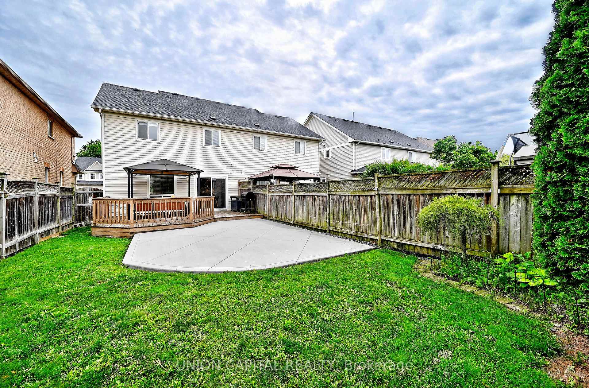 Photo 48 of 32 Regatta Crescent, Whitby, Port Whitby — HOMEH