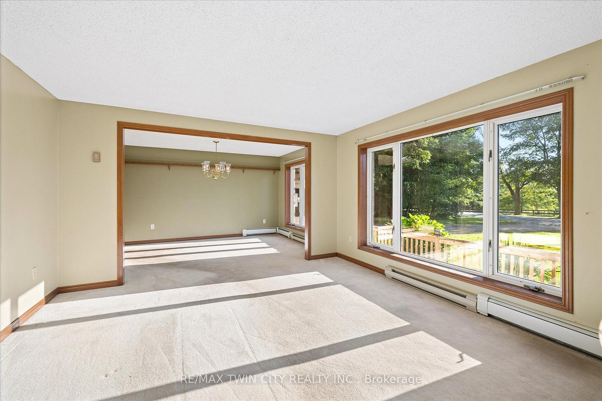 Photo 29 of 2018 Greenwood Hill Road, Wellesley — HOMEH