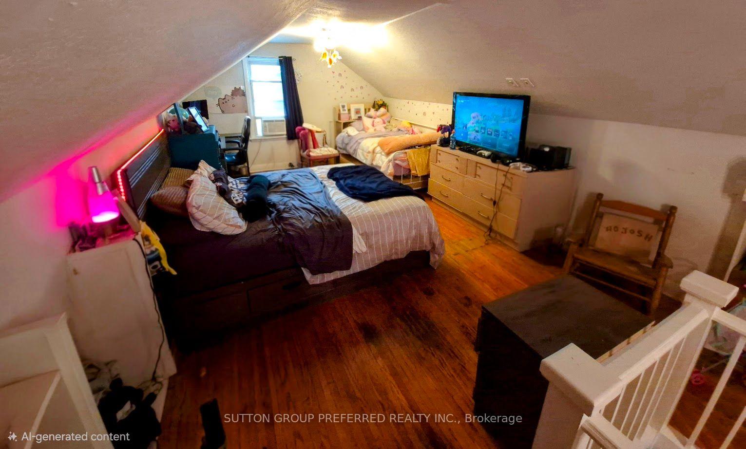 Photo 12 of 208 Linwood Street, London, East C — HOMEH