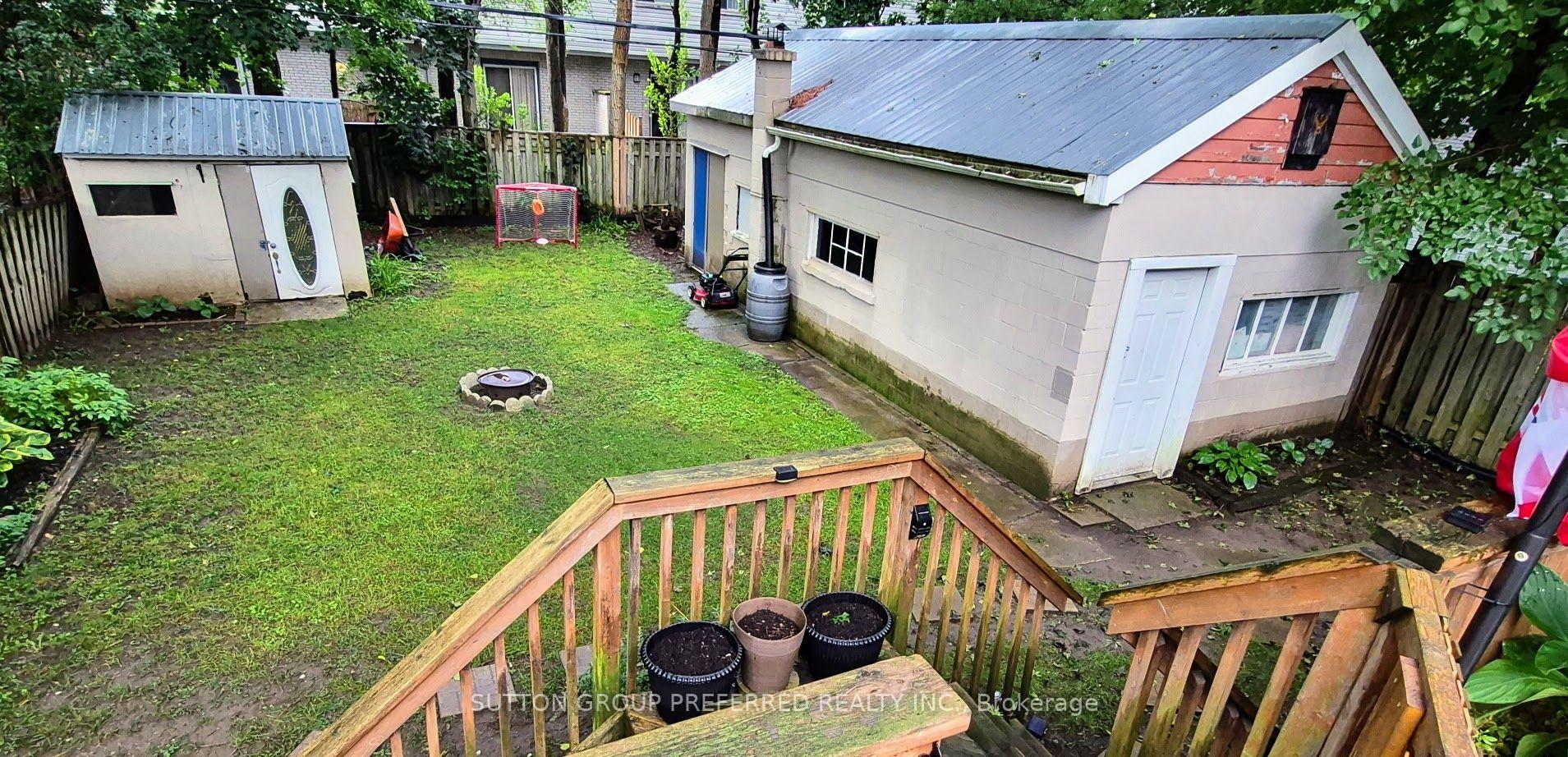 Photo 17 of 208 Linwood Street, London, East C — HOMEH