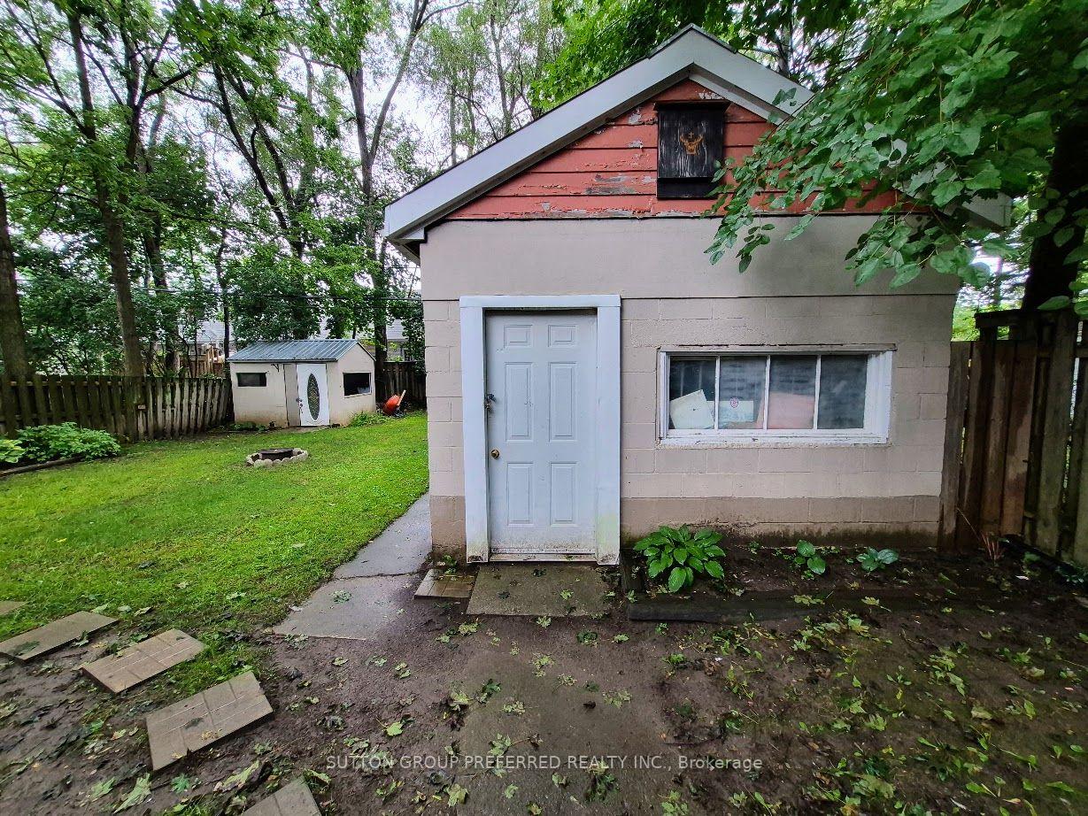 Photo 21 of 208 Linwood Street, London, East C — HOMEH
