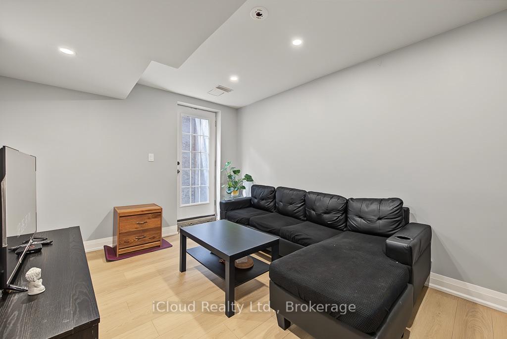 Photo 38 of 152 Clover Bloom Road, Brampton, Sandringham-Wellington — HOMEH