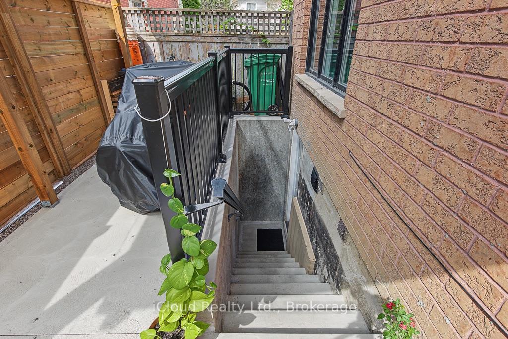 Photo 43 of 152 Clover Bloom Road, Brampton, Sandringham-Wellington — HOMEH