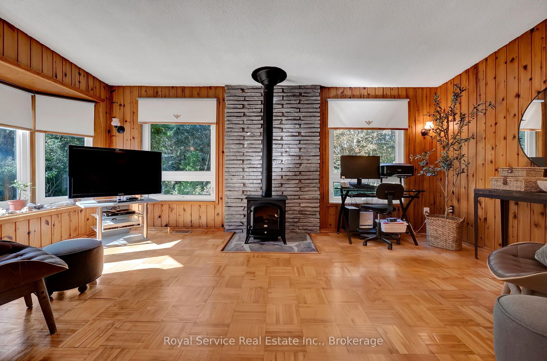 Photo 14 of 31 Duchess Street, Clarington, Orono — HOMEH