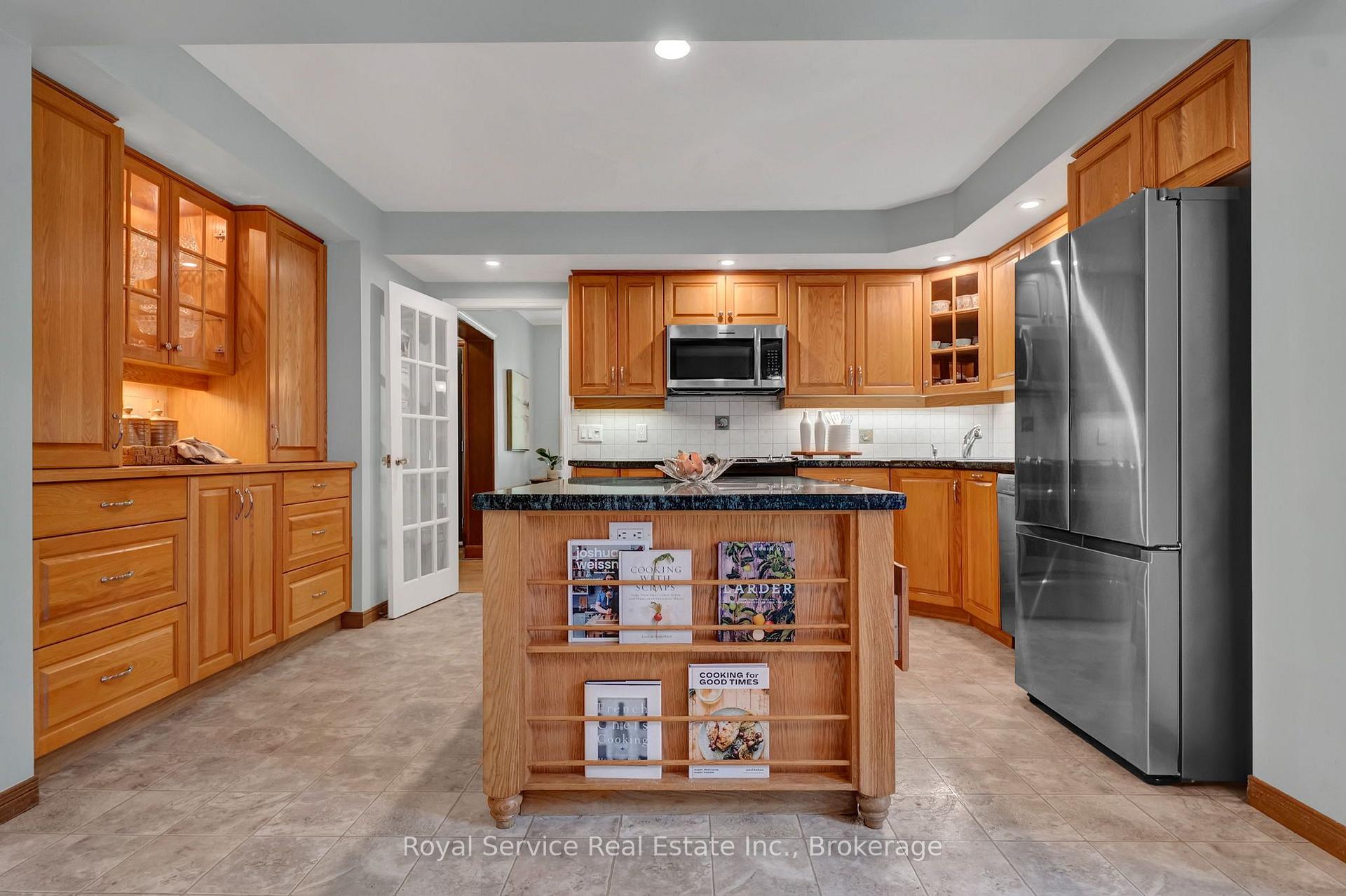 Photo 23 of 31 Duchess Street, Clarington, Orono — HOMEH