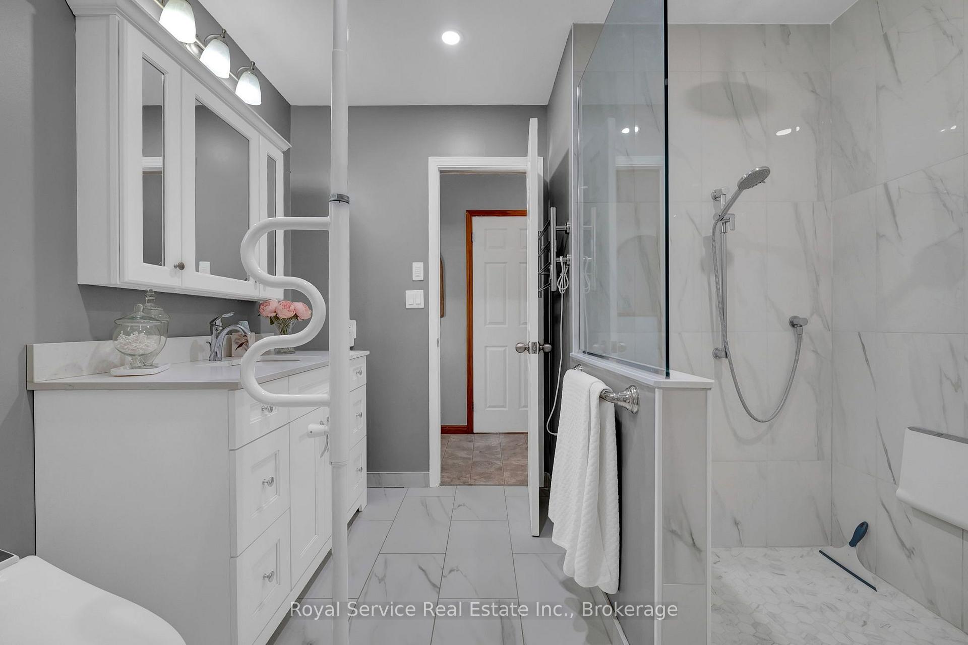 Photo 33 of 31 Duchess Street, Clarington, Orono — HOMEH