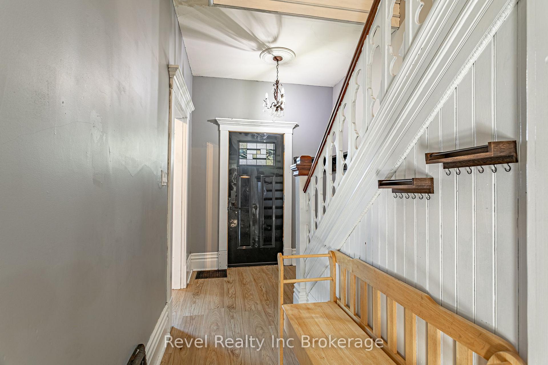 Photo 9 of 131 King Street E, Ingersoll, Ingersoll - South — HOMEH
