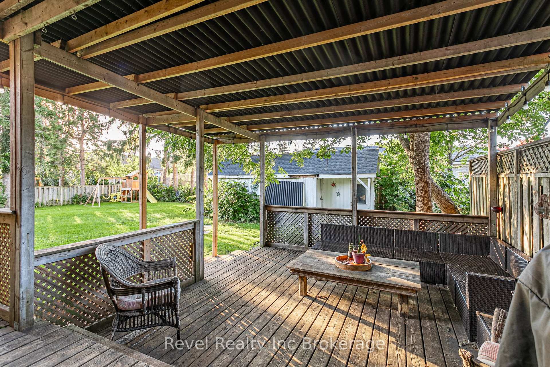 Photo 35 of 131 King Street E, Ingersoll, Ingersoll - South — HOMEH